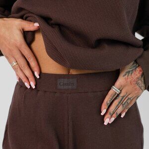 Comfrt Waffle Lounge Hoodie and Sweatpant Set in Cocoa - Medium (NWT)